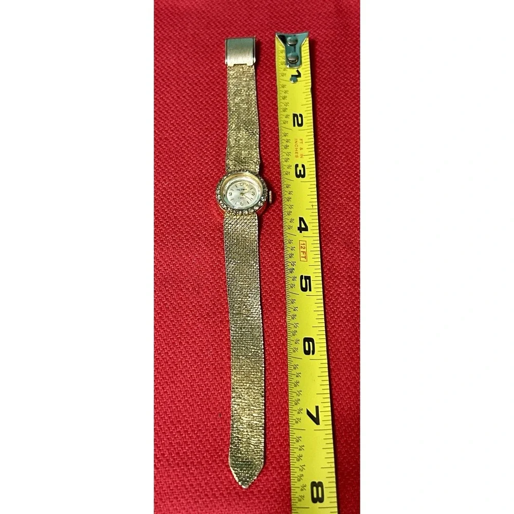 Vintage 1960 Lady Sheffield Women's Watch 17-Jewel Mechanical Hand Wind Gold Ton